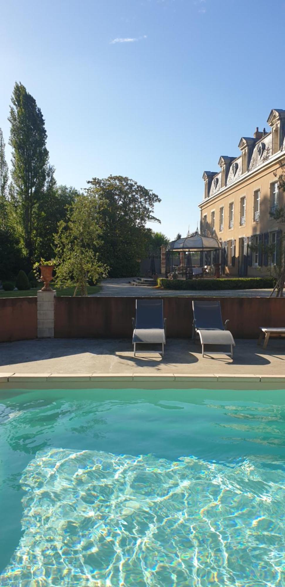 La Villa Des Arts Savigne-l'Eveque Exterior photo